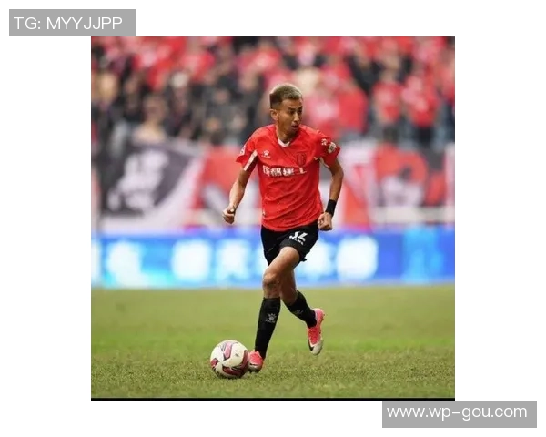 中甲足球激战成都兴城迎战梅州客家精彩直播全程回顾与分析